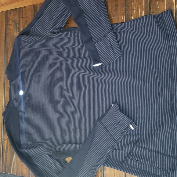 Lululemon velocity long sleeve - Picture 6 of 7